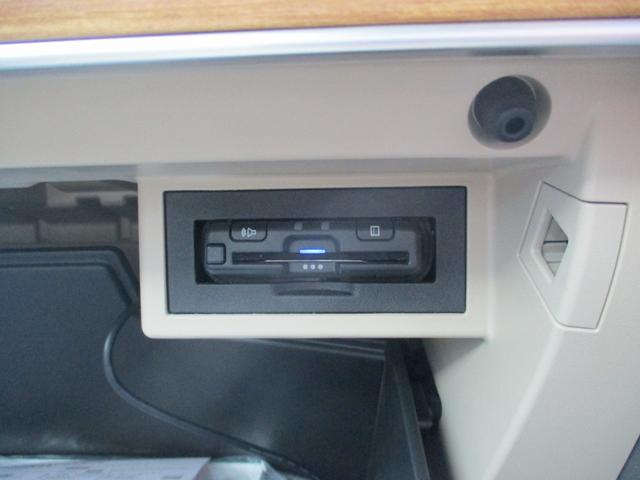 ランドクルーザープラド ＴＸ　Ｌパッケージ　７人乗り（16枚目）