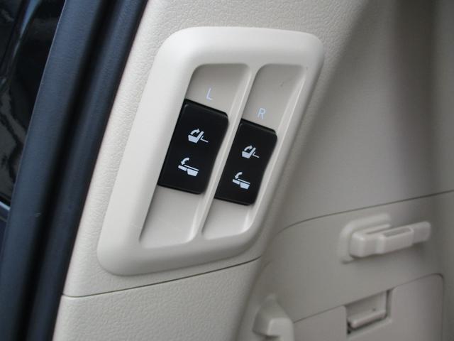 ランドクルーザープラド ＴＸ　Ｌパッケージ　７人乗り（19枚目）