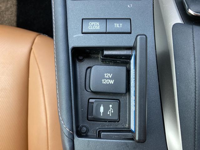 ＣＴ ＣＴ２００ｈ　バージョンＣ　後期モデル　ワンオーナー　純正ＳＤナビ　地デジ（ＴＶキット付き）　Ｂｌｕｅｔｏｏｔｈ　バックモニター　ドラレコ　革シート　革巻きハンドル　クルーズコントロール　前席パワーシート　Ｄ席シートメモリー（21枚目）