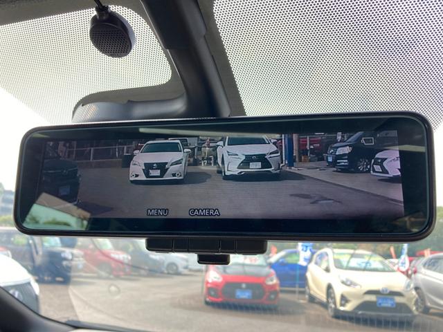 ノート ｅ－パワーニスモ　エマージェンシーブレーキ　車線逸脱警報　純正ＳＤナビ　地デジ　Ｂｌｕｅｔｏｏｔｈ　アラウンドビューモニター　革巻きハンドル　プッシュスタート　ＥＴＣ　純正１６ＡＷ（19枚目）