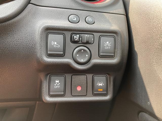 ノート ｅ－パワーニスモ　エマージェンシーブレーキ　車線逸脱警報　純正ＳＤナビ　地デジ　Ｂｌｕｅｔｏｏｔｈ　アラウンドビューモニター　革巻きハンドル　プッシュスタート　ＥＴＣ　純正１６ＡＷ（20枚目）