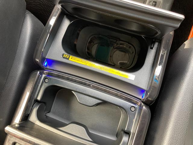 エルグランド 250ハイウェイスターアーバンクロム フリップダウンモニター 7人乗り 純正ナビ Bluetooth アラウンドビューモニター ドラレコ 両側パワースライド ハーフレザーシート クルーズコントロール パワートランク 温冷ドリンクホルダー(23枚目)