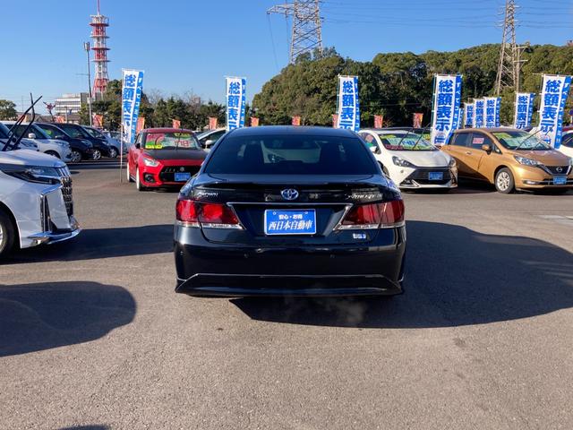 クラウンハイブリッド アスリートＳ　ブラックスタイル　純正ＨＤＤナビ　地デジ　Ｂｌｕｅｔｏｏｔｈ　バックモニター　前席シートヒーター　前席パワーシート　革巻きハンドル　クルーズコントロール　ステアリングヒーター（5枚目）