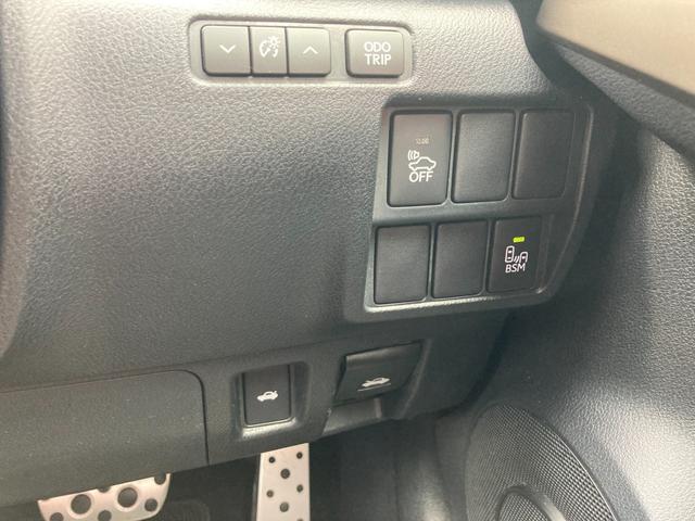 IS IS300h Fスポーツ 赤革シート 純正ナビ 地デジ Bluetooth バックモニター ドラレコ ブラインドスポットモニター 革巻きハンドル レーダークルーズコントロール 運転席シートメモリー 前席パワーシート(19枚目)