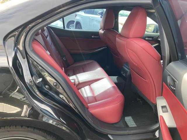 IS IS300h Fスポーツ 赤革シート 純正ナビ 地デジ Bluetooth バックモニター ドラレコ ブラインドスポットモニター 革巻きハンドル レーダークルーズコントロール 運転席シートメモリー 前席パワーシート(24枚目)