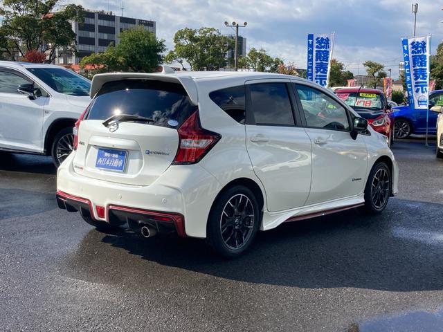 ノート e-パワーニスモ ワンオーナー エマージェンシーブレーキ 車線逸脱警報 カロッツェリアSDナビ 地デジ Bluetooth アラウンドビューモニター デジタルインナーミラー ドラレコ LED ETC 純正16AW(2枚目)