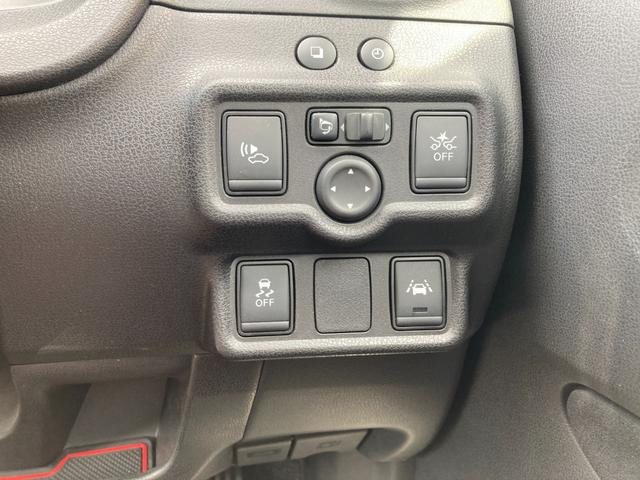 ノート e-パワーニスモ ワンオーナー エマージェンシーブレーキ 車線逸脱警報 カロッツェリアSDナビ 地デジ Bluetooth アラウンドビューモニター デジタルインナーミラー ドラレコ LED ETC 純正16AW(20枚目)