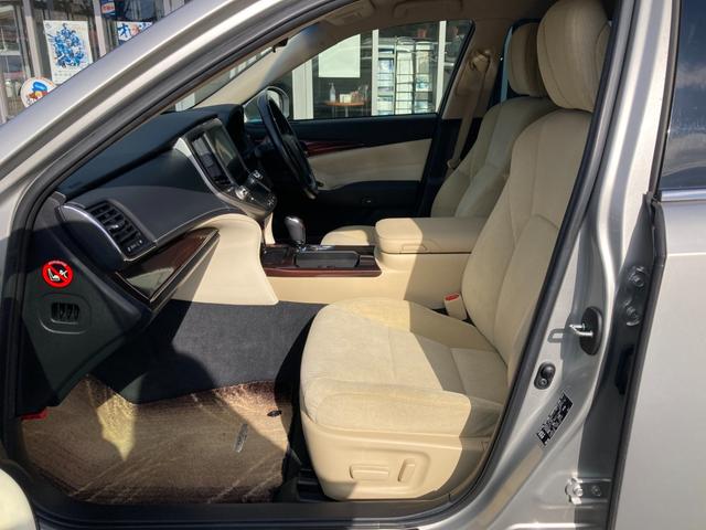 クラウン ロイヤルサルーン　純正ＨＤＤナビ　地デジ　Ｂｌｕｅｔｏｏｔｈ　バックモニター　前席パワーシート　クリアランスソナー　革巻きハンドル　クルーズコントロール　ナノイー　ＨＩＤ　フォグ　ＥＴＣ　純正１６ＡＷ（21枚目）