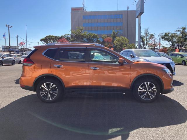 エクストレイル ２０Ｘ　後期モデル　エマージェンシーブレーキ　プロパイロット　後側方車輌検知　純正９インチナビ　地デジ　Ｂｌｕｅｔｏｏｔｈ　アラウンドビューモニター　ＨＤＭＩ　ドラレコ　デジタルインナーミラー　パワートランク（3枚目）