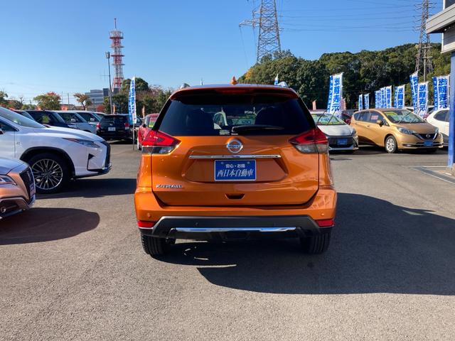 エクストレイル ２０Ｘ　後期モデル　エマージェンシーブレーキ　プロパイロット　後側方車輌検知　純正９インチナビ　地デジ　Ｂｌｕｅｔｏｏｔｈ　アラウンドビューモニター　ＨＤＭＩ　ドラレコ　デジタルインナーミラー　パワートランク（5枚目）