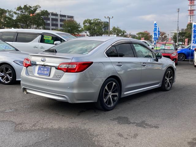 ☆ご覧いただきありがとうございます☆県下最大級！ＨＶ車・コンパクトカー・ミニバン・ワンボックス・ＳＵＶ・商用車・福祉車輌など豊富な在庫の中からお気に入りにきっと出会えるはず！安心・お得な本社展示場です