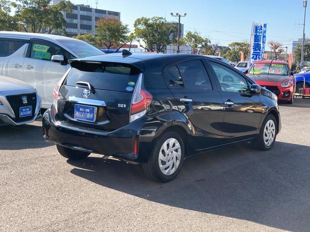 アクア Ｓスタイルブラック　プリクラッシュセーフティ　車線逸脱警報　純正ＳＤナビ　地デジ　Ｂｌｕｅｔｏｏｔｈ　バックモニター　前後ドラレコ　レザー調シートカバー　オートハイビーム　ＬＥＤ　ＥＴＣ（2枚目）