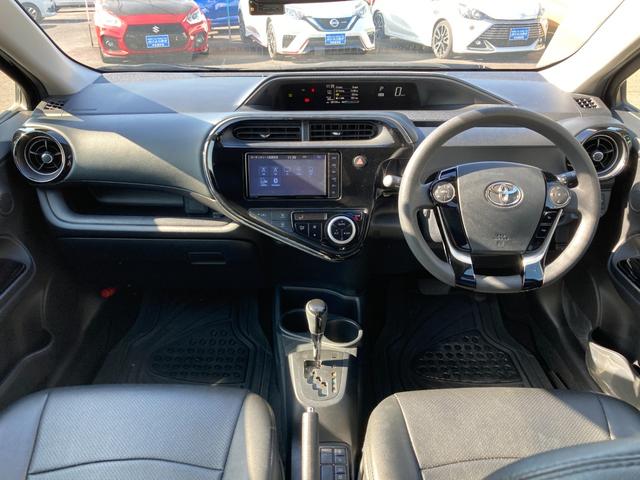 アクア Ｓスタイルブラック　プリクラッシュセーフティ　車線逸脱警報　純正ＳＤナビ　地デジ　Ｂｌｕｅｔｏｏｔｈ　バックモニター　前後ドラレコ　レザー調シートカバー　オートハイビーム　ＬＥＤ　ＥＴＣ（8枚目）