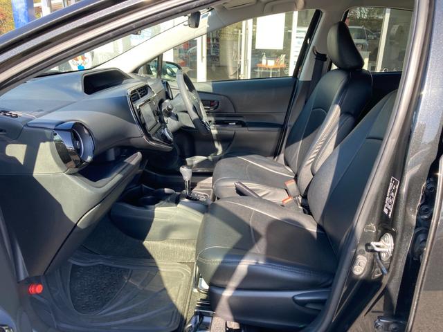 アクア Ｓスタイルブラック　プリクラッシュセーフティ　車線逸脱警報　純正ＳＤナビ　地デジ　Ｂｌｕｅｔｏｏｔｈ　バックモニター　前後ドラレコ　レザー調シートカバー　オートハイビーム　ＬＥＤ　ＥＴＣ（19枚目）