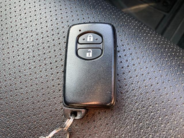 アクア Ｓスタイルブラック　プリクラッシュセーフティ　車線逸脱警報　純正ＳＤナビ　地デジ　Ｂｌｕｅｔｏｏｔｈ　バックモニター　前後ドラレコ　レザー調シートカバー　オートハイビーム　ＬＥＤ　ＥＴＣ（23枚目）