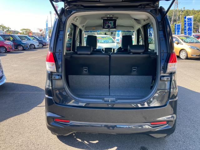 ソリオバンディット ＤＪＥ　アルパインフリップダウンモニター　レザー調シートカバー　革巻きハンドル　クルーズコントロール　両側パワースライド　バックモニター　ＥＴＣ　純正１５ＡＷ（6枚目）