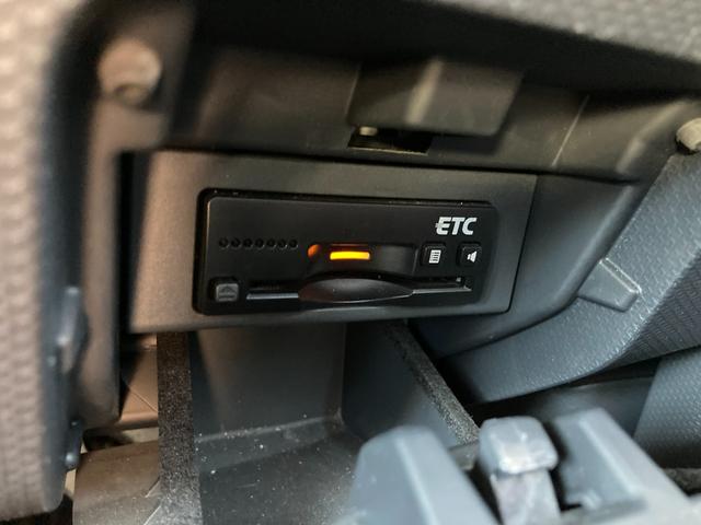 ソリオバンディット ＤＪＥ　アルパインフリップダウンモニター　レザー調シートカバー　革巻きハンドル　クルーズコントロール　両側パワースライド　バックモニター　ＥＴＣ　純正１５ＡＷ（14枚目）