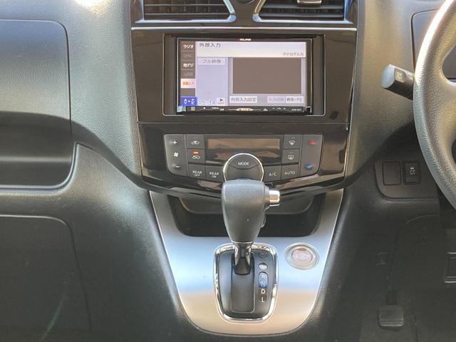 セレナ ハイウェイスター　Ｓエディション　エマージェンシーブレーキ　車線逸脱警報　イクリプスナビ　地デジ　バックモニター　左側パワースライド　クルーズコントロール　ロールサンシェード　ＬＥＤ　フォグ　ＥＴＣ　Ｈｕｍａｌｉｎｅ１６ＡＷ（9枚目）