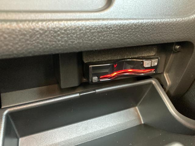 セレナ ハイウェイスター　Ｓエディション　エマージェンシーブレーキ　車線逸脱警報　イクリプスナビ　地デジ　バックモニター　左側パワースライド　クルーズコントロール　ロールサンシェード　ＬＥＤ　フォグ　ＥＴＣ　Ｈｕｍａｌｉｎｅ１６ＡＷ（17枚目）