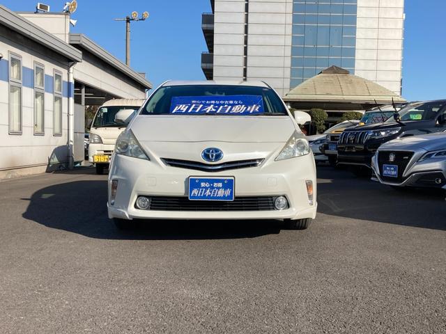 プリウスアルファ Ｓ　チューン　ブラック　ストラーダＳＤナビ　地デジ　Ｂｌｕｅｔｏｏｔｈ　バックモニター　革巻きハンドル　プッシュスタート　ＥＴＣ　純正１６ＡＷ（4枚目）