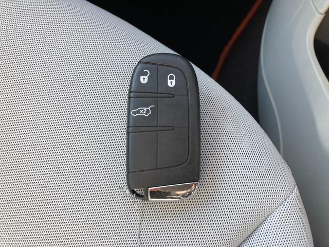 CHRYSLER JEEP JEEP RENEGADE LONGITUDE