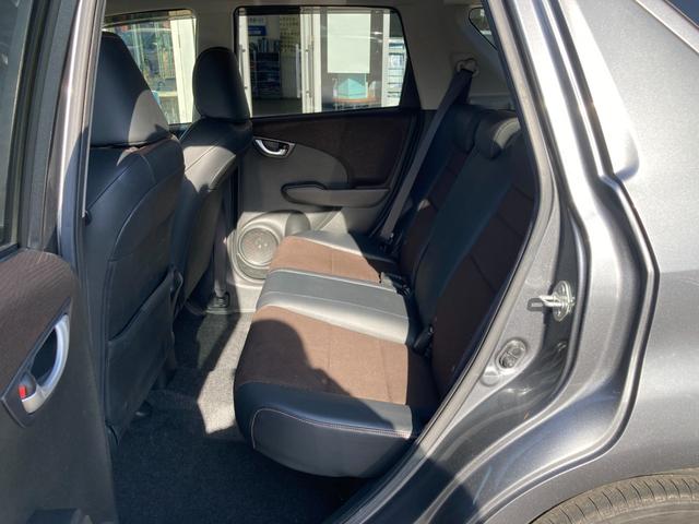 フィットシャトルハイブリッド ハイブリッド・スマートセレクション　イクリプスＳＤナビ　地デジ　Ｂｌｕｅｔｏｏｔｈ　バックモニター　革巻きハンドル　クルーズコントロール　ハーフレザーシート　ＥＴＣ　Ｍｏｄｕｒｏ１５ＡＷ（20枚目）