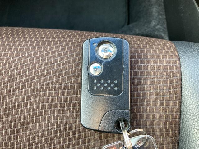 フィットシャトルハイブリッド ハイブリッド・スマートセレクション　イクリプスＳＤナビ　地デジ　Ｂｌｕｅｔｏｏｔｈ　バックモニター　革巻きハンドル　クルーズコントロール　ハーフレザーシート　ＥＴＣ　Ｍｏｄｕｒｏ１５ＡＷ（22枚目）