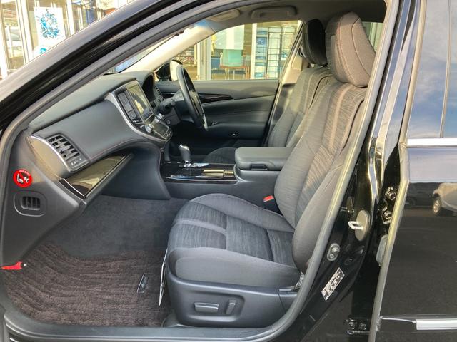 クラウンハイブリッド アスリートＳ　後期モデル　純正ＳＤナビ　地デジ　Ｂｌｕｅｔｏｏｔｈ　パノラマビューモニター　革巻きハンドル　レーダークルーズコントロール　ステアリングヒーター　前席パワーシート　前席シートヒーター　ＥＴＣ（24枚目）