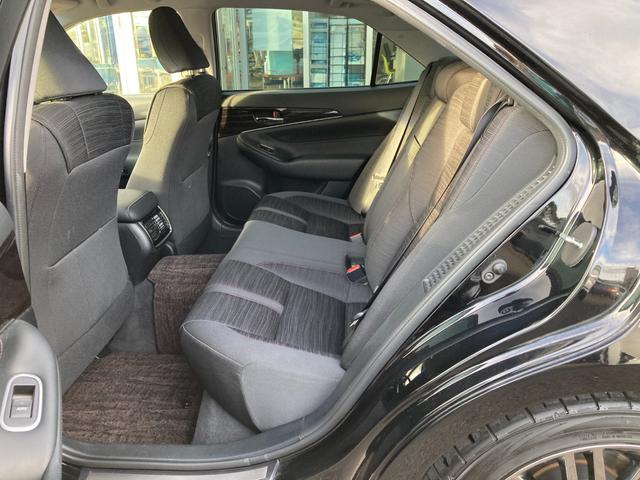 クラウンハイブリッド アスリートＳ　後期モデル　純正ＳＤナビ　地デジ　Ｂｌｕｅｔｏｏｔｈ　パノラマビューモニター　革巻きハンドル　レーダークルーズコントロール　ステアリングヒーター　前席パワーシート　前席シートヒーター　ＥＴＣ（26枚目）