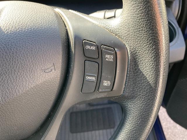 フリード Ｇ　ジャストセレクション　６人乗り　カロッツェリアＳＤナビ　地デジ　Ｂｌｕｅｔｏｏｔｈ　バックモニター　両側パワースライド　クルーズコントロール　ＨＩＤ　ＤＵＦＡＸ１４ＡＷ（14枚目）