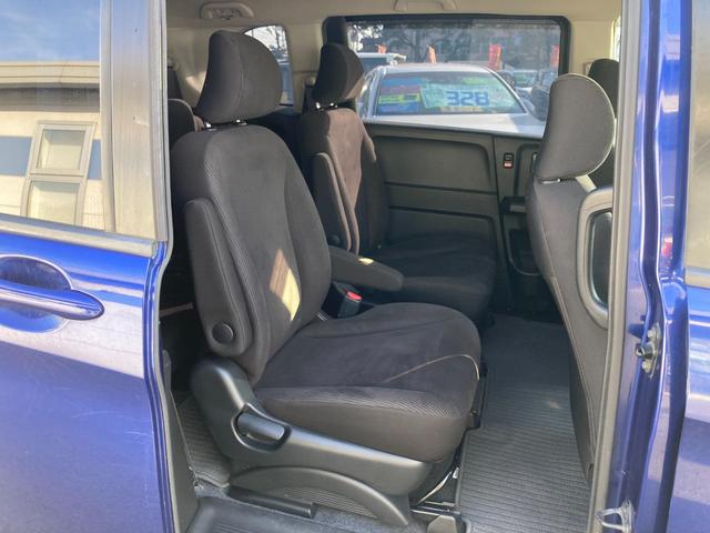 フリード Ｇ　ジャストセレクション　６人乗り　カロッツェリアＳＤナビ　地デジ　Ｂｌｕｅｔｏｏｔｈ　バックモニター　両側パワースライド　クルーズコントロール　ＨＩＤ　ＤＵＦＡＸ１４ＡＷ（18枚目）