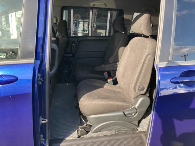 フリード Ｇ　ジャストセレクション　６人乗り　カロッツェリアＳＤナビ　地デジ　Ｂｌｕｅｔｏｏｔｈ　バックモニター　両側パワースライド　クルーズコントロール　ＨＩＤ　ＤＵＦＡＸ１４ＡＷ（19枚目）