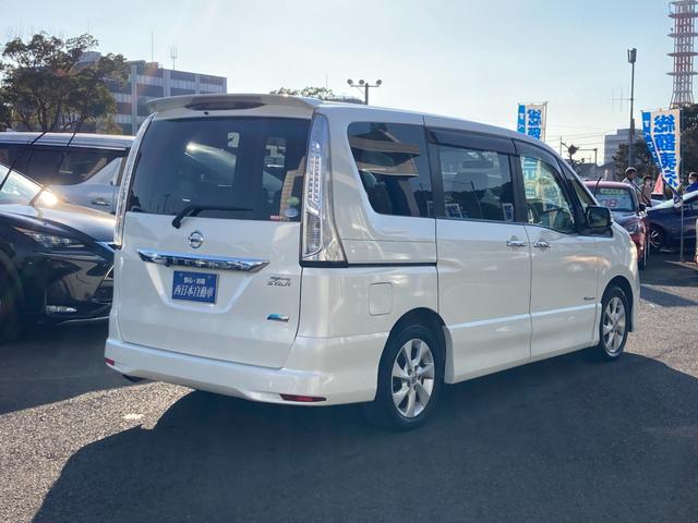 セレナ ハイウェイスター　Ｓ－ハイブリッド　純正ＳＤナビ　地デジ　Ｂｌｕｅｔｏｏｔｈ　バックモニター　革巻きハンドル　クルーズコントロール　両側パワースライド　ロールサンシェード　ヘッドライトレベライザー　ＥＴＣ　純正１６ＡＷ（2枚目）