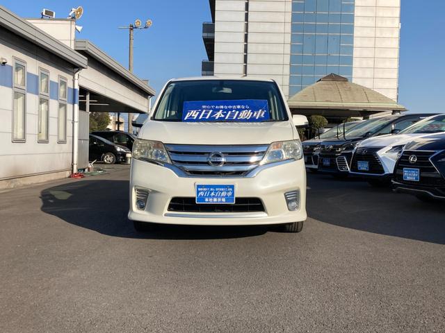 セレナ ハイウェイスター　Ｓ－ハイブリッド　純正ＳＤナビ　地デジ　Ｂｌｕｅｔｏｏｔｈ　バックモニター　革巻きハンドル　クルーズコントロール　両側パワースライド　ロールサンシェード　ヘッドライトレベライザー　ＥＴＣ　純正１６ＡＷ（4枚目）