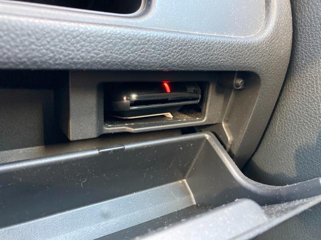 セレナ ハイウェイスター　Ｓ－ハイブリッド　純正ＳＤナビ　地デジ　Ｂｌｕｅｔｏｏｔｈ　バックモニター　革巻きハンドル　クルーズコントロール　両側パワースライド　ロールサンシェード　ヘッドライトレベライザー　ＥＴＣ　純正１６ＡＷ（17枚目）