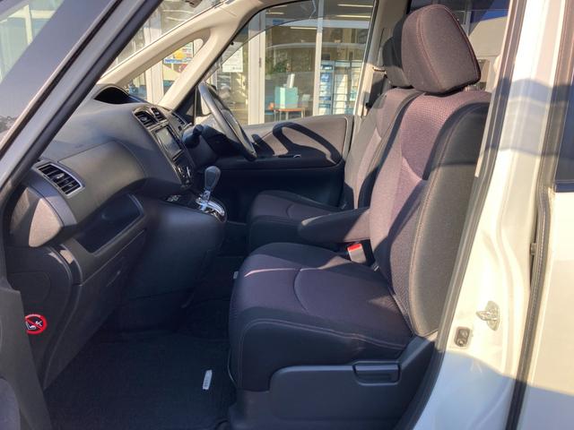 セレナ ハイウェイスター　Ｓ－ハイブリッド　純正ＳＤナビ　地デジ　Ｂｌｕｅｔｏｏｔｈ　バックモニター　革巻きハンドル　クルーズコントロール　両側パワースライド　ロールサンシェード　ヘッドライトレベライザー　ＥＴＣ　純正１６ＡＷ（21枚目）