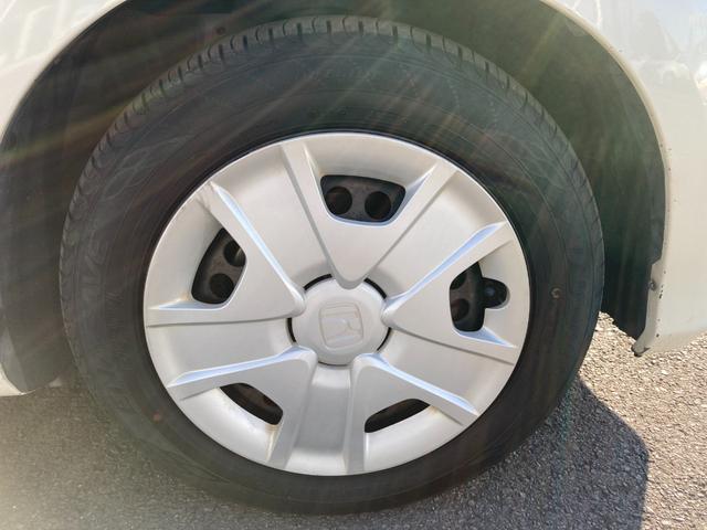 フィットハイブリッド シーズ　ファインスタイル　純正ナビ　ワンセグ　バックモニター　前席シートヒーター　革巻きハンドル　クルーズコントロール　ＨＩＤ　ＥＴＣ（21枚目）