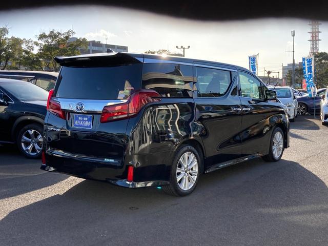 アルファード ２．５Ｓ　Ａパッケージ　アルパインフリップダウンモニター　７人乗　プリクラッシュセーフティ　標識検知　パーキングブレーキサポート　アルパイン１１インチナビ　地デジ　Ｂｌｕｅｔｏｏｔｈ　ＨＤＭＩ　ドラレコ　レザー調シートカバー（2枚目）