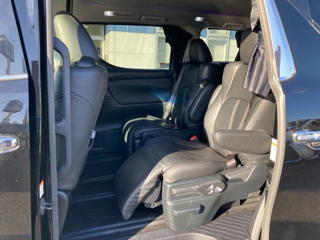 アルファード ２．５Ｓ　Ａパッケージ　アルパインフリップダウンモニター　７人乗　プリクラッシュセーフティ　標識検知　パーキングブレーキサポート　アルパイン１１インチナビ　地デジ　Ｂｌｕｅｔｏｏｔｈ　ＨＤＭＩ　ドラレコ　レザー調シートカバー（28枚目）