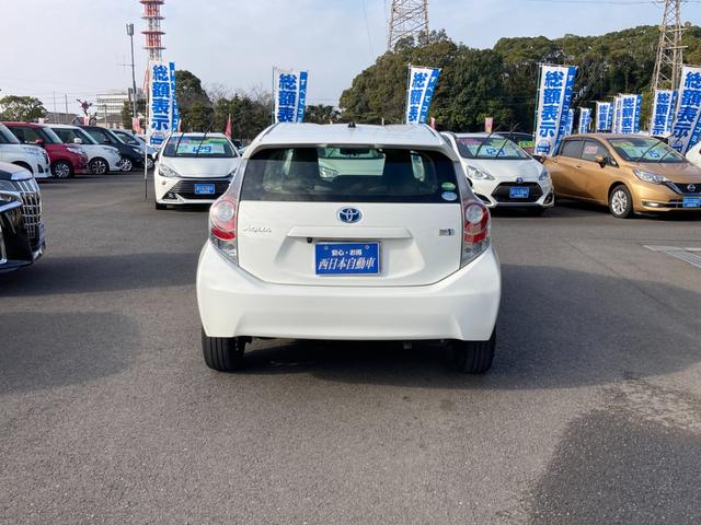 アクア Ｌ　純正ＨＤＤナビ　地デジ　バックモニター　ヘッドライトレベライザー　キーレス　ＥＴＣ　社外１５ＡＷ（5枚目）