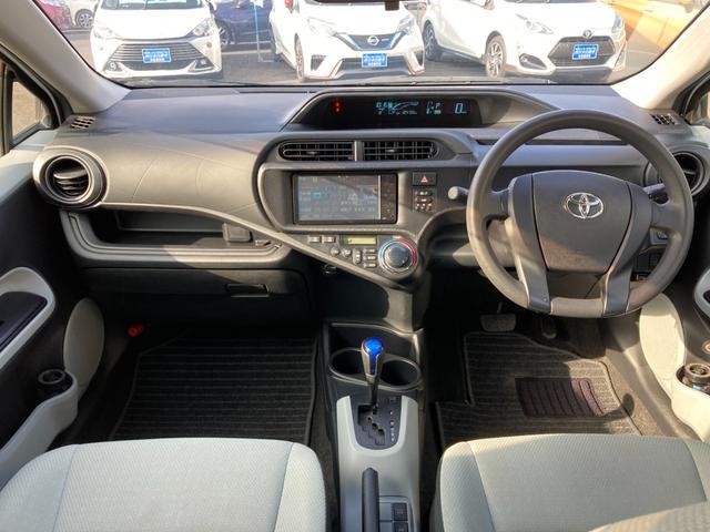 アクア Ｌ　純正ＨＤＤナビ　地デジ　バックモニター　ヘッドライトレベライザー　キーレス　ＥＴＣ　社外１５ＡＷ（8枚目）