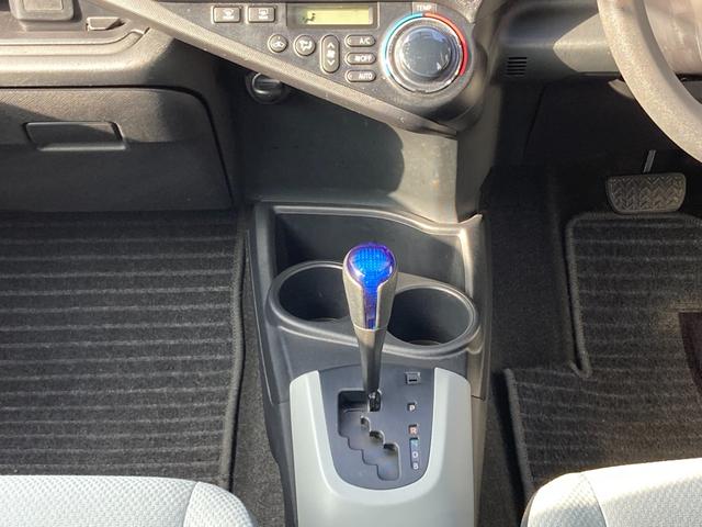 アクア Ｌ　純正ＨＤＤナビ　地デジ　バックモニター　ヘッドライトレベライザー　キーレス　ＥＴＣ　社外１５ＡＷ（12枚目）