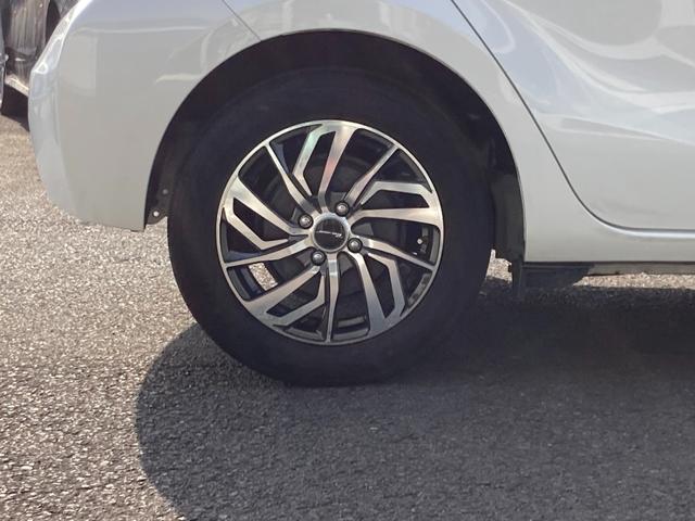 アクア Ｌ　純正ＨＤＤナビ　地デジ　バックモニター　ヘッドライトレベライザー　キーレス　ＥＴＣ　社外１５ＡＷ（20枚目）