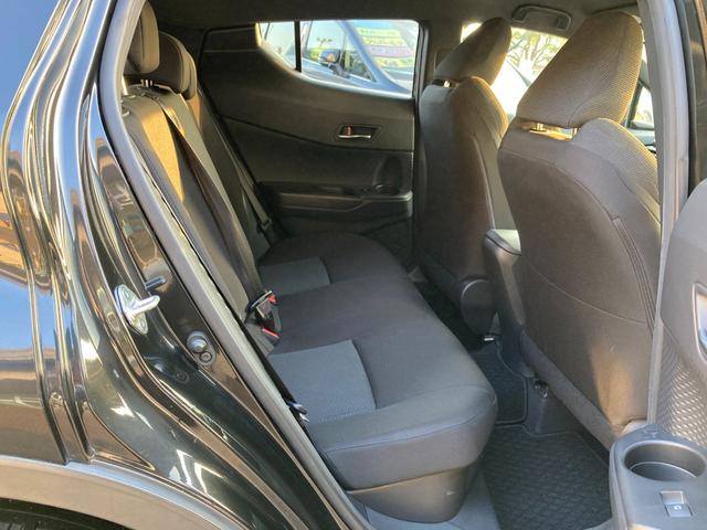 Ｃ－ＨＲ Ｓ　プリクラッシュセーフティ　車線逸脱警報　純正ＳＤナビ　地デジ　Ｂｌｕｅｔｏｏｔｈ　バックモニター　レーダークルーズコントロール　オートハイビーム　ＨＩＤ　ＥＴＣ　純正１７ＡＷ（21枚目）