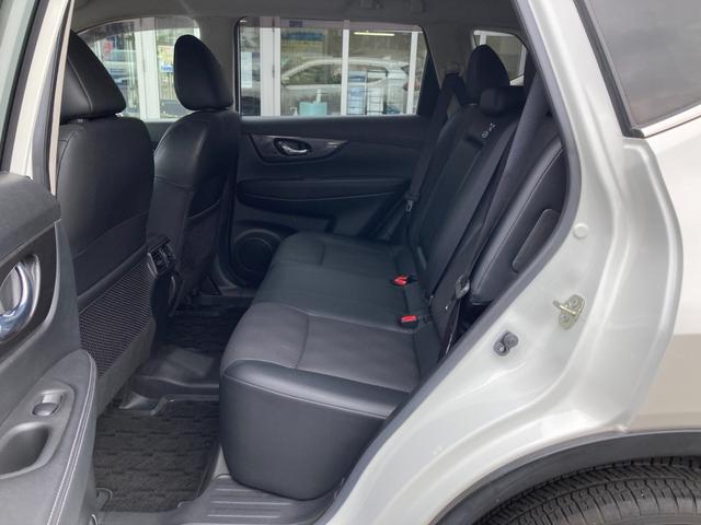 エクストレイル 　２０Ｓ　エマージェンシーブレーキ　車線逸脱警報　純正ＳＤナビ　地デジ　Ｂｌｕｅｔｏｏｔｈ　バックモニター　前後ドラレコ　クリアランスソナー　アイドリングストップ　ＥＴＣ　純正１７ＡＷ（22枚目）