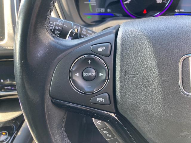 ヴェゼル ハイブリッドＺ　シティブレーキアクティブシステム　純正ナビ　地デジ　Ｂｌｕｅｔｏｏｔｈ　ＨＤＭＩ　バックモニター　革巻きハンドル　クルーズコントロール　パドルシフト　ハーフレザーシート　前席シートヒーター　ＬＥＤ（16枚目）