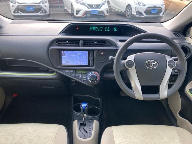 アクア S 純正SDナビ・地デジ・Bluetooth・バックモニター・プッシュスタート・ヘッドライトレベライザー・ETC(7枚目)