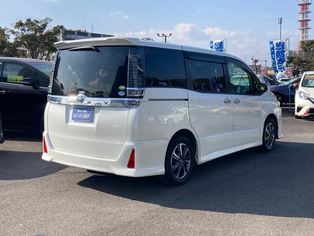 ヴォクシー ＺＳ　煌　プリクラッシュセーフティ　先行車発進告知　ワンオーナー車　純正９インチＳＤナビ　地デジ　Ｂｌｕｅｔｏｏｔｈ　バックモニター　前後ドラレコ　両側パワースライド　革巻きハンドル　クルーズコントロール（2枚目）