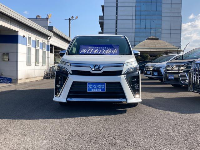 ヴォクシー ＺＳ　煌　プリクラッシュセーフティ　先行車発進告知　ワンオーナー車　純正９インチＳＤナビ　地デジ　Ｂｌｕｅｔｏｏｔｈ　バックモニター　前後ドラレコ　両側パワースライド　革巻きハンドル　クルーズコントロール（4枚目）