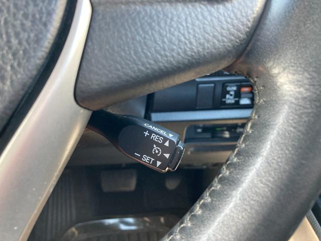 ヴォクシー ＺＳ　煌　プリクラッシュセーフティ　先行車発進告知　ワンオーナー車　純正９インチＳＤナビ　地デジ　Ｂｌｕｅｔｏｏｔｈ　バックモニター　前後ドラレコ　両側パワースライド　革巻きハンドル　クルーズコントロール（15枚目）